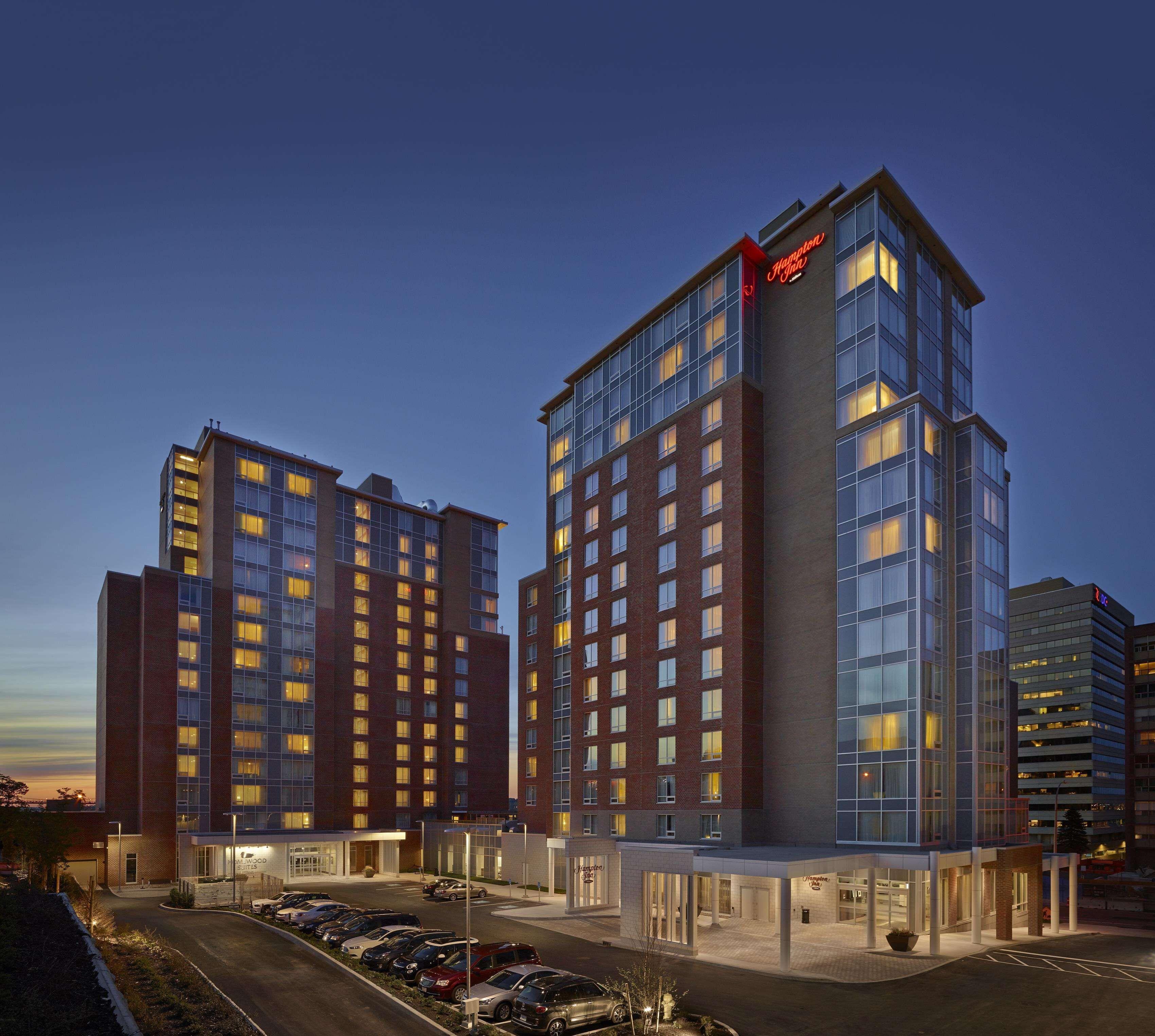Staying In Downtown Halifax: 4 Resort Hotels Compared