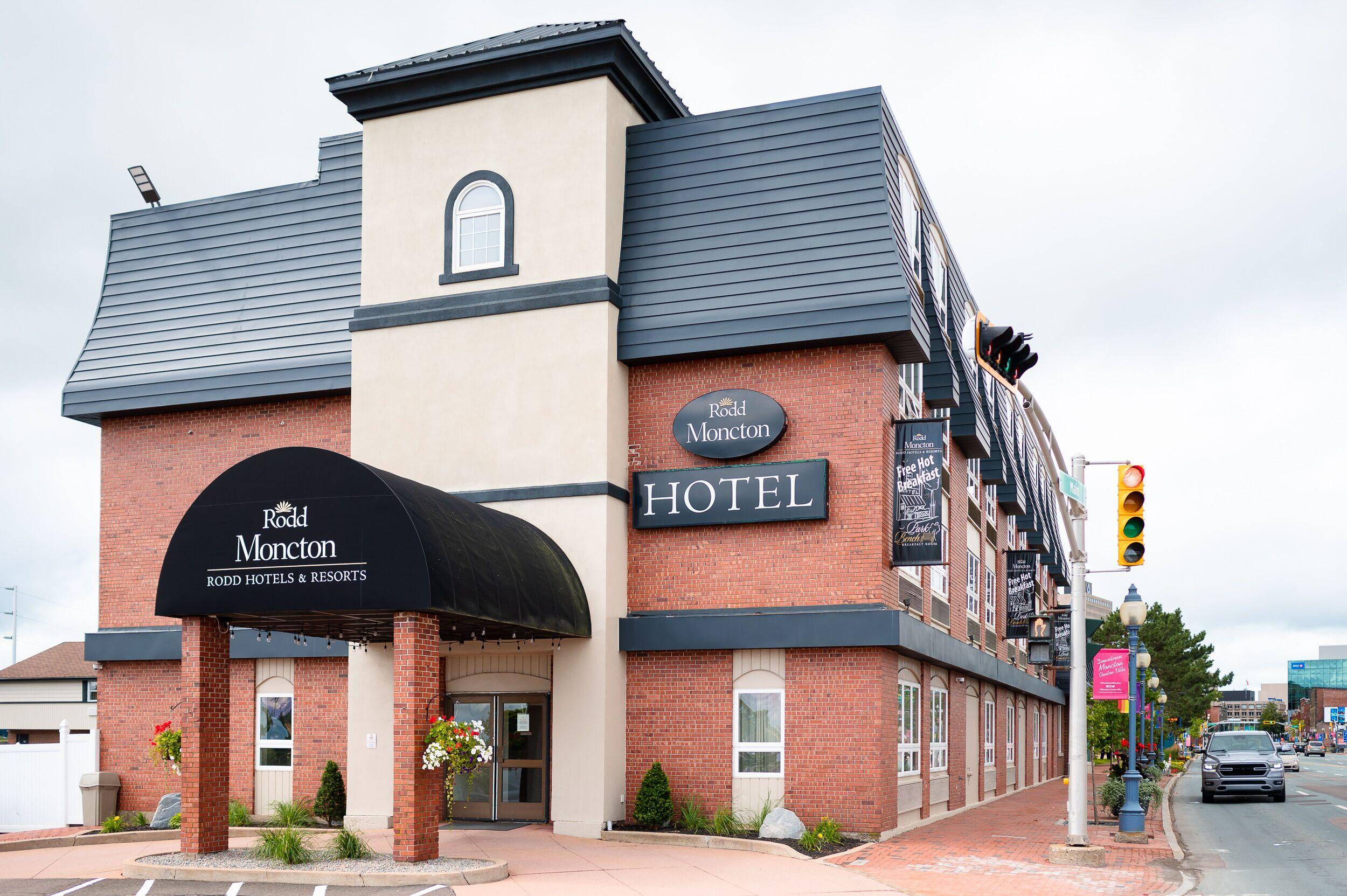 4 Airport Hotels Near Outreach Center Moncton for Easy Access