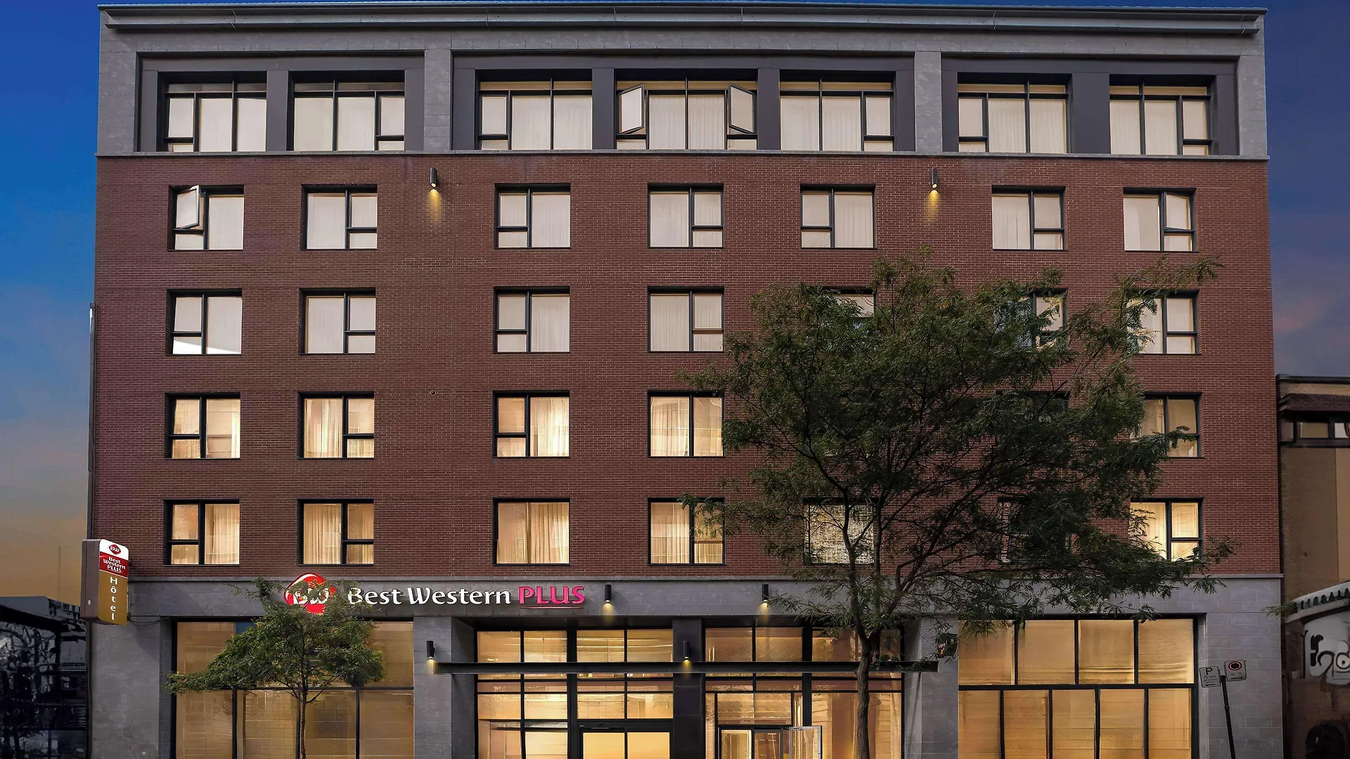11 Smart Central Hotels Near Quartier Éphémère Worth Booking