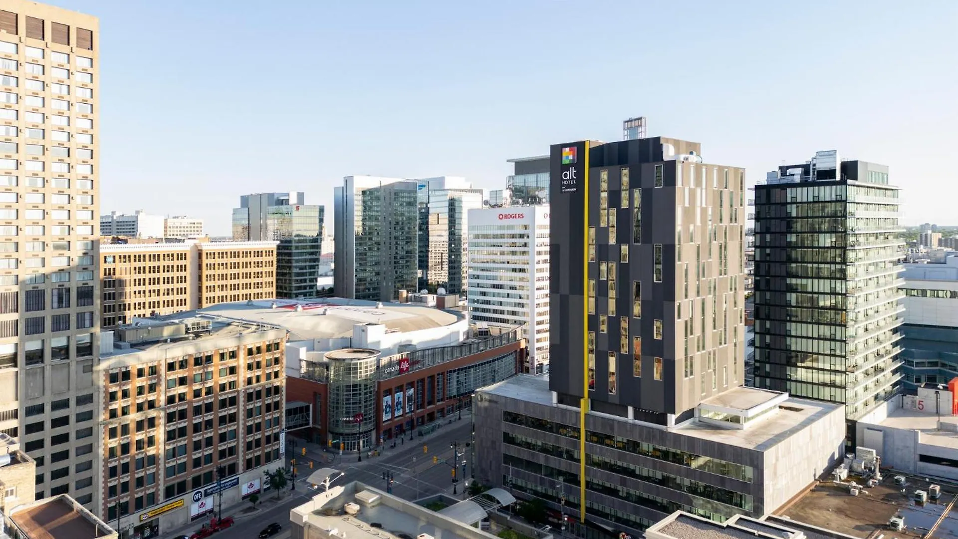 Where to Stay Near Winnipeg City Hall: 15 Best Airport Hotels