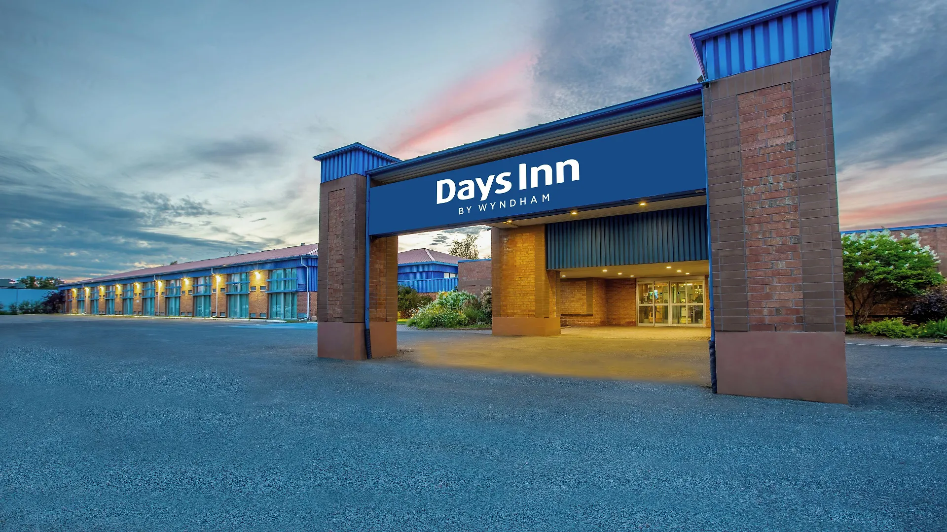 7 Smart 3-Star Hotels Near Laurentian University Worth Booking