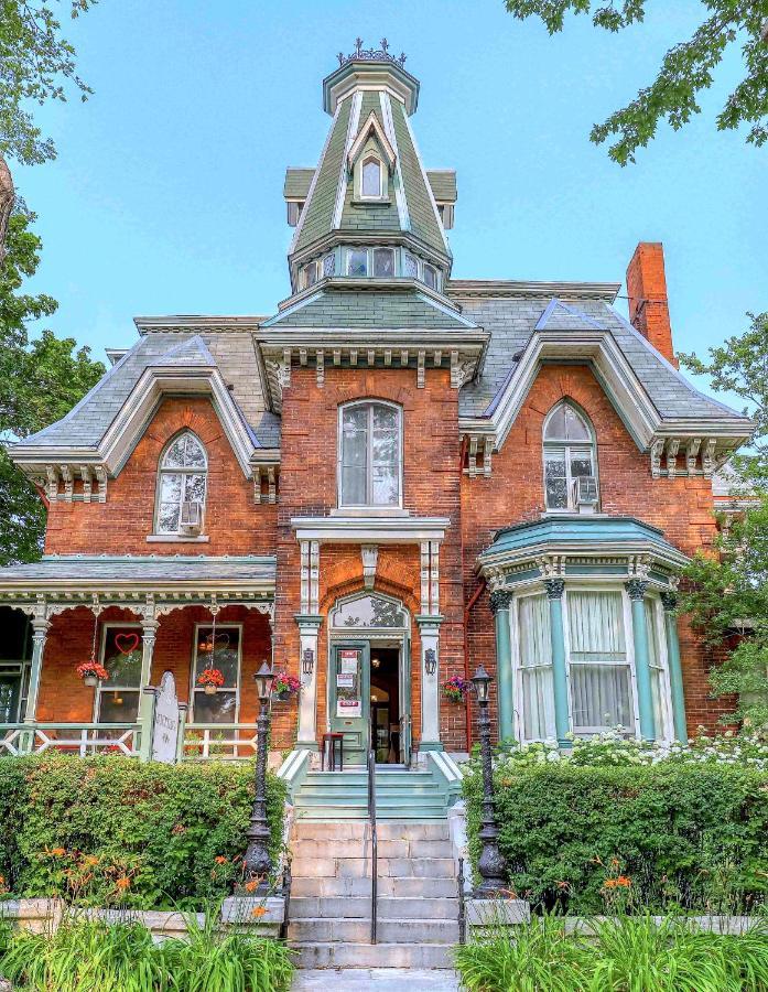 7 Hotels Near Pumphouse Steam Museum That Stand Out