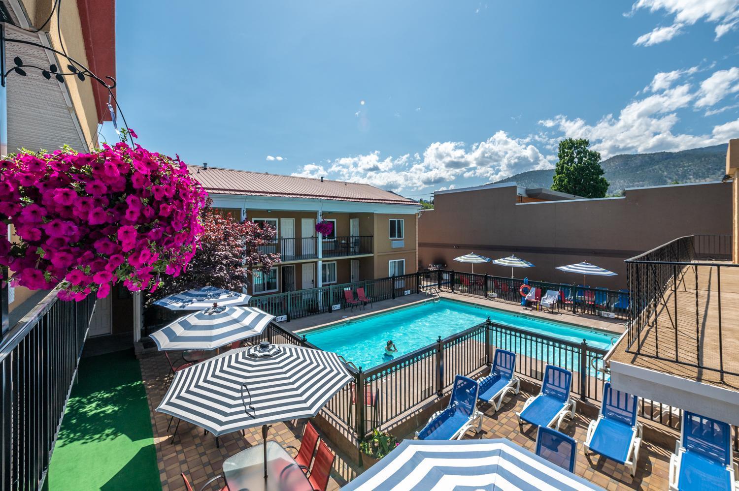 5 Airport Hotels Near Pine Hills Golf Club Worth Booking
