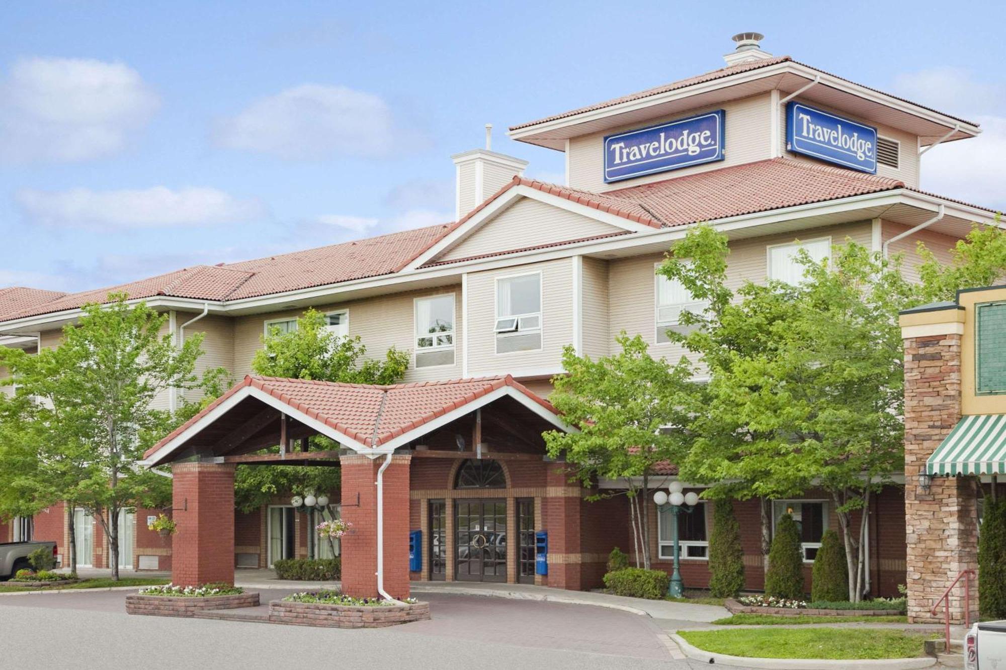 4 Business Hotels Close to Rocks Athletics in Sudbury