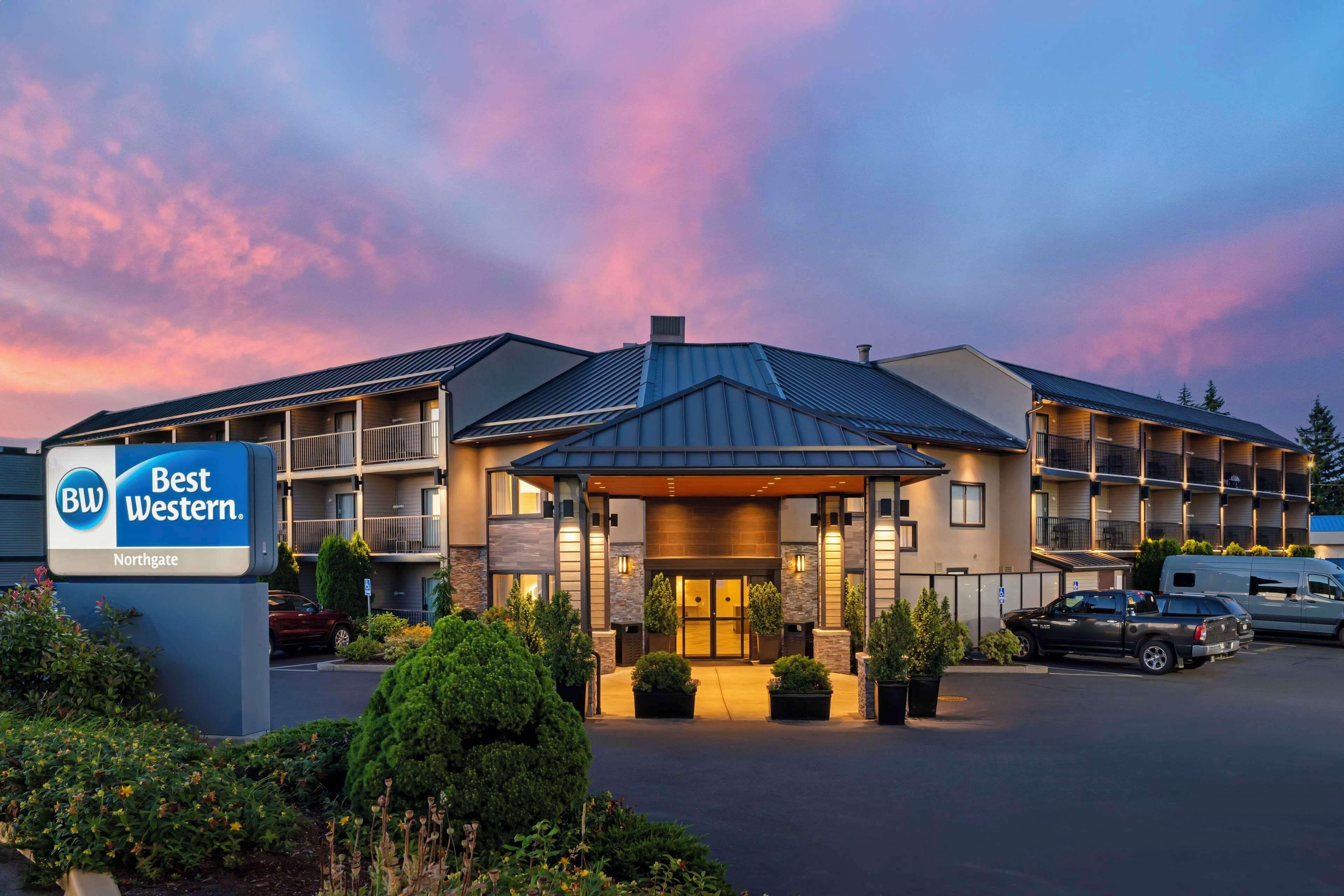 4 Three-Star Hotels Near Newcastle Island Marine Park Worth Booking