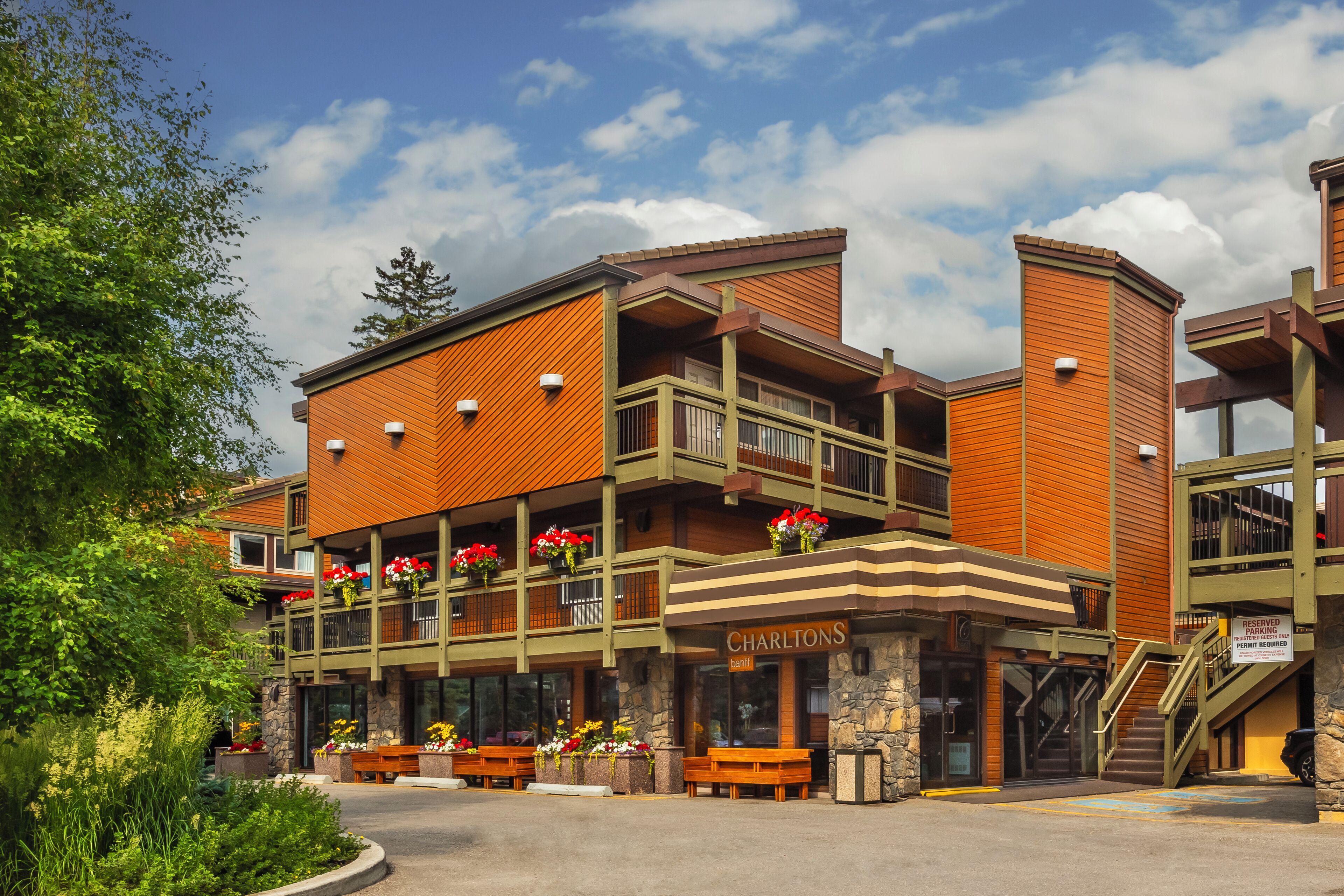 4 Top-Rated Resort Hotels In Banff You Should Know